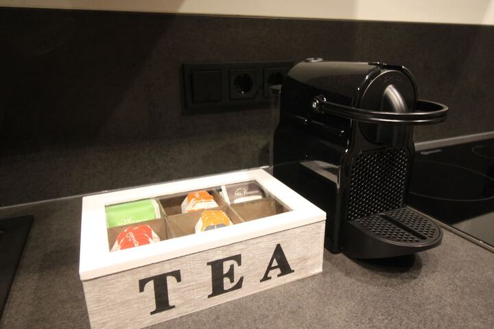 Breakfast/Coffee Service 30 of 67