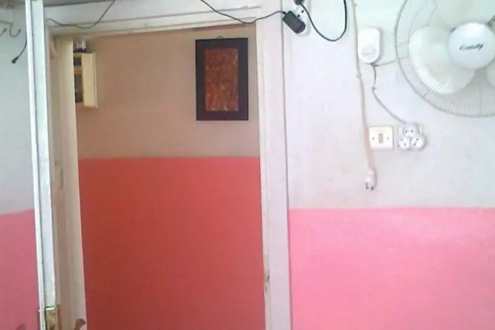 Room 7 of 10