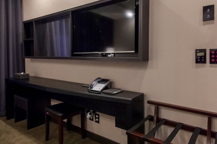 Room 8 of 21