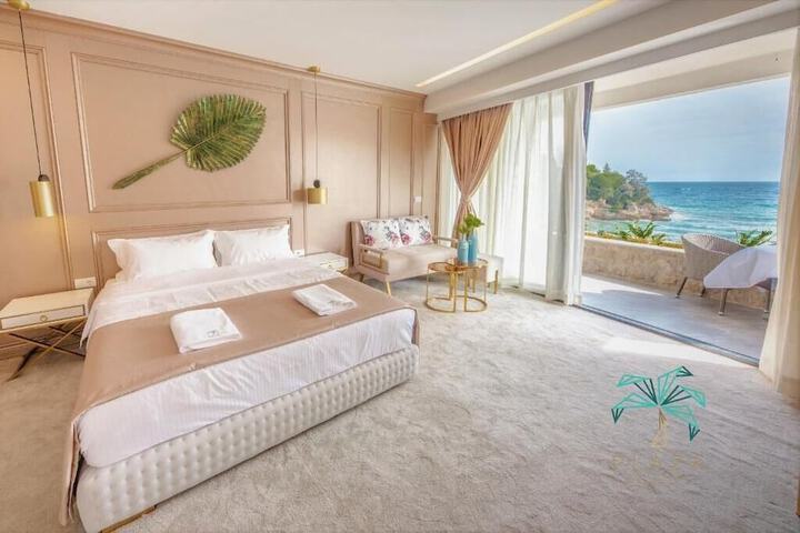 Room 3 of 26
