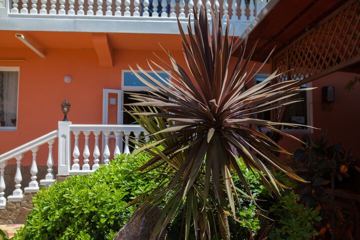 Hotel Exterior 39 of 42