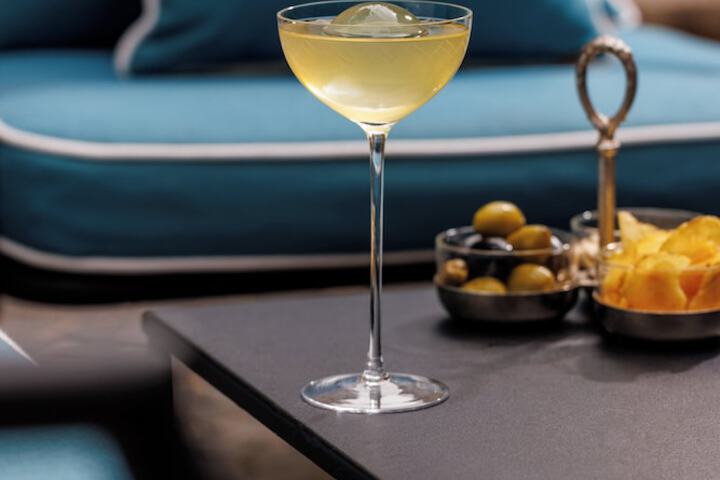 Lounge 415 of 533