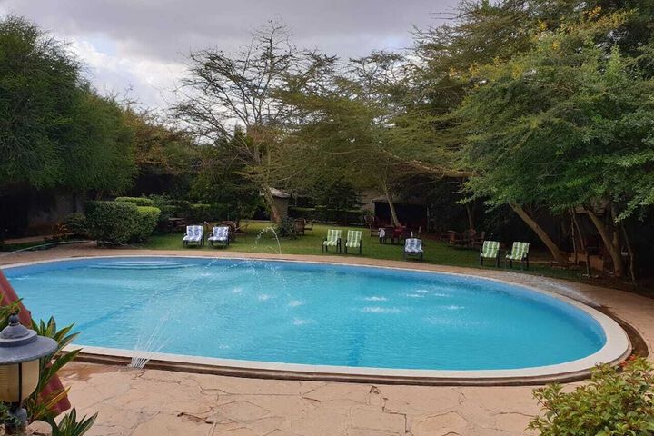 Pool 14 of 37