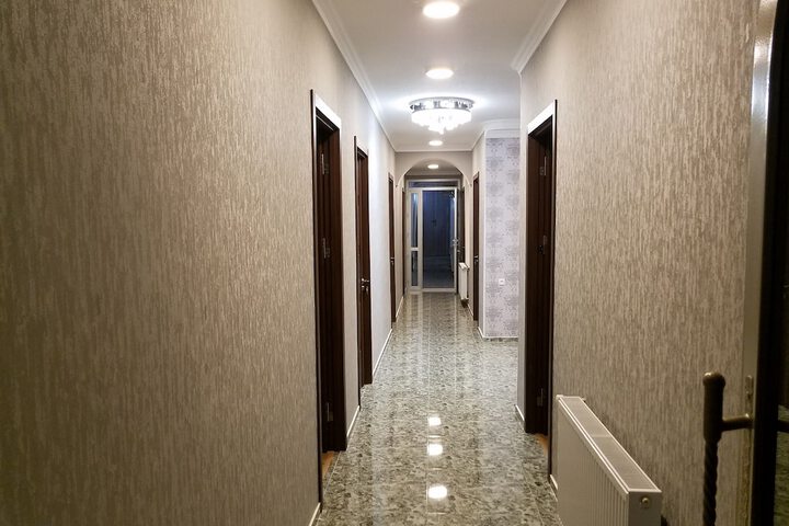 Hotel 2 of 34