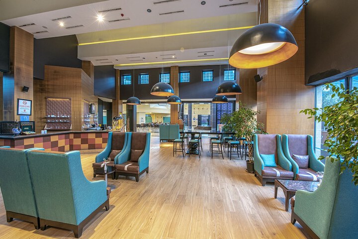 Guest Lobby
