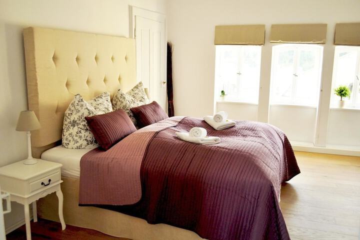 Room 4 of 47