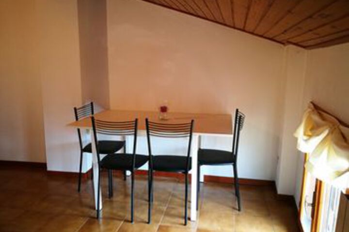 Room 84 of 98