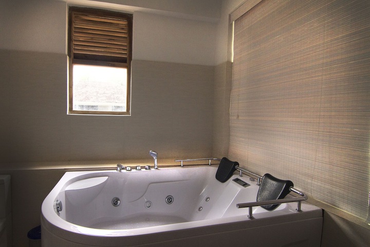 Room 6 of 21