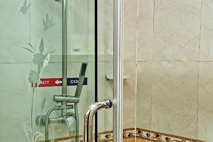 Clean Restrooms