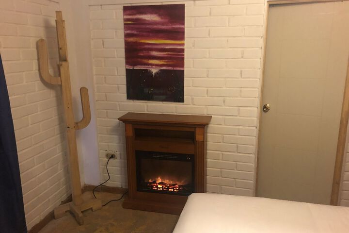 Room 47 of 79