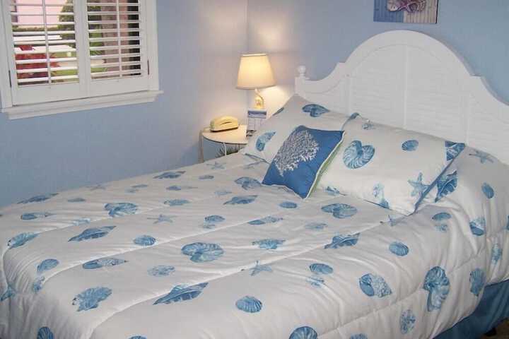 Room 108 of 325