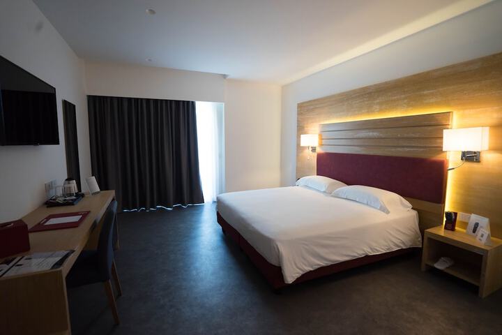 Room 31 of 101