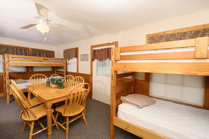 Room 12 of 50