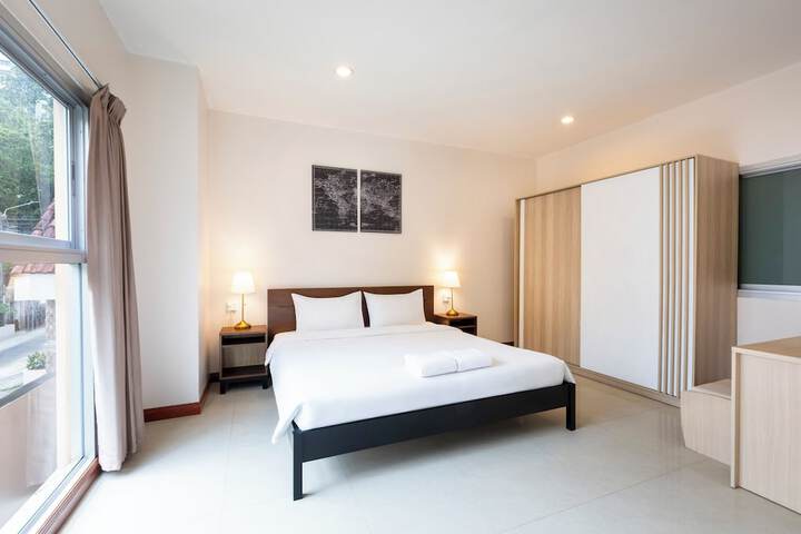 Room 12 of 63