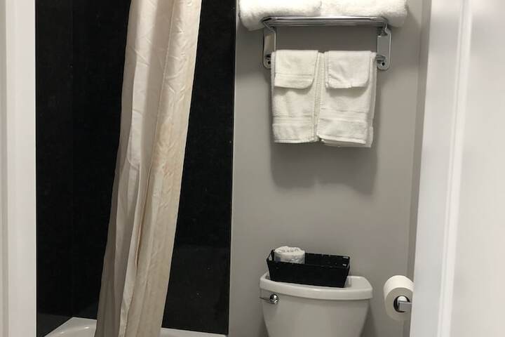 Room 20 of 38