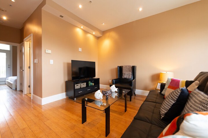 Room 12 of 21
