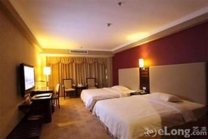 Room 15 of 41