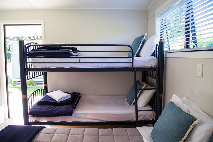 Room 8 of 65