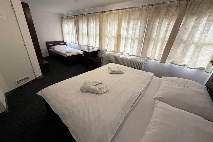 Room 56 of 167