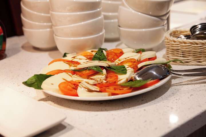 Dining 115 of 182