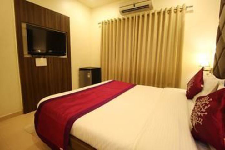 Room 14 of 23