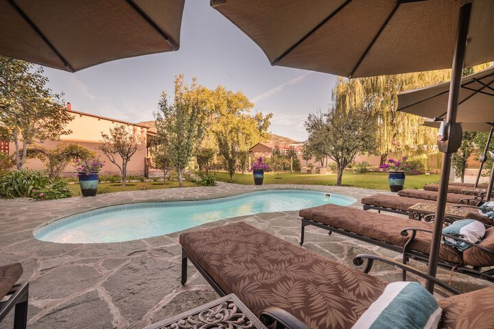 Pools & Facilities