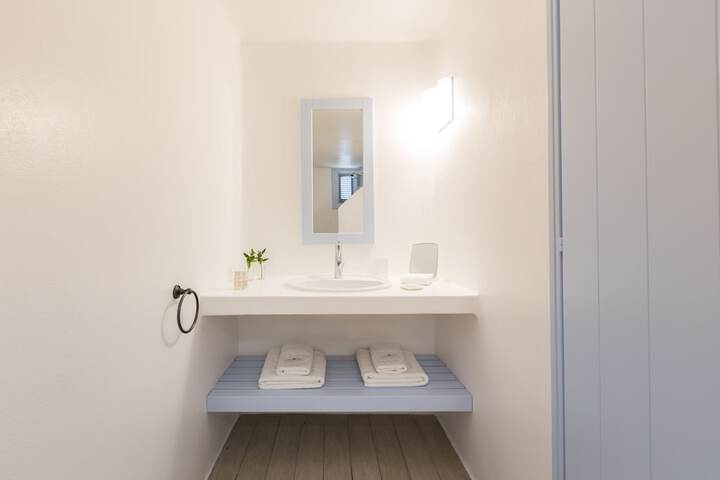 Room 85 of 120