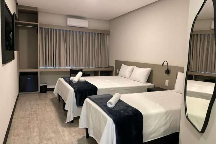 Room 15 of 28