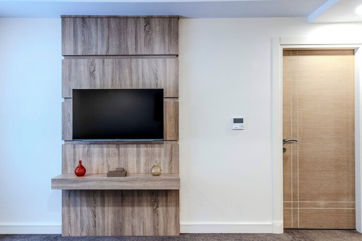 Room 106 of 170