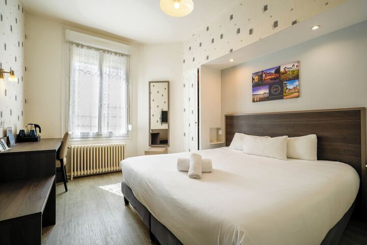 Room 30 of 50