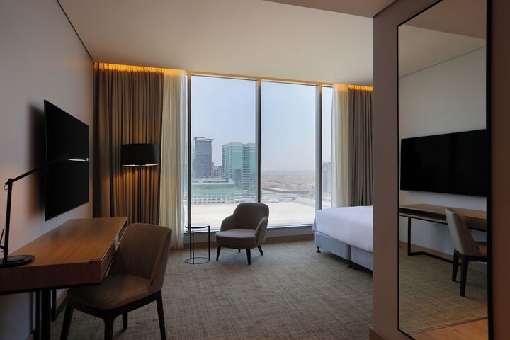 Room 85 of 223