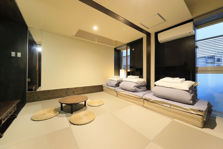 Room 11 of 67