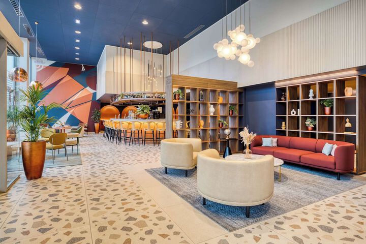 Hotel Interior 4 of 153