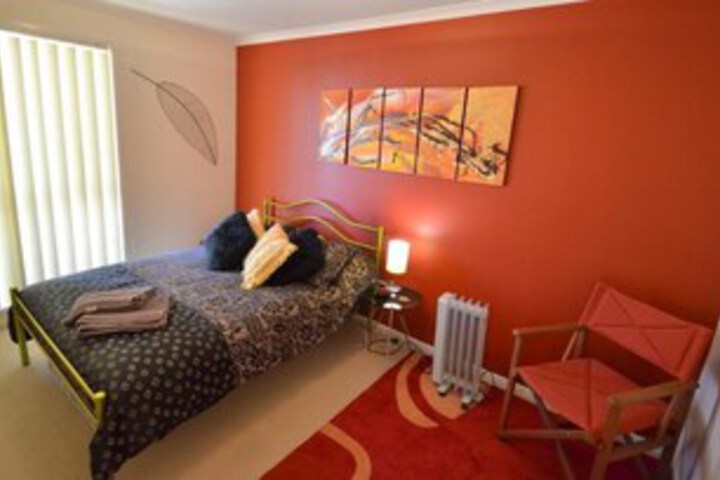 Room 7 of 72