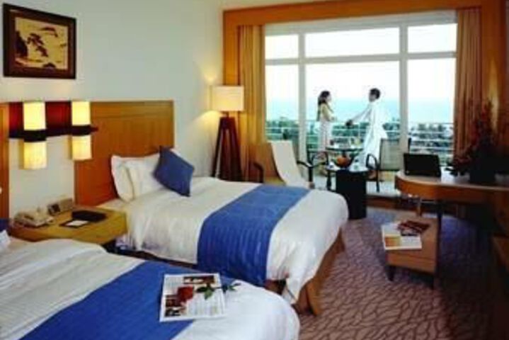 Room 3 of 9