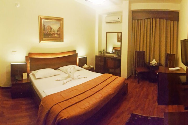 Room 20 of 60