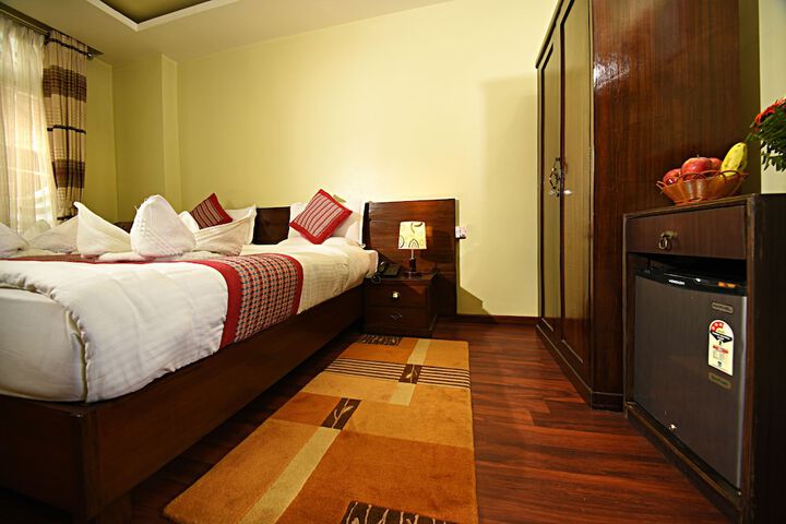 Room 8 of 43