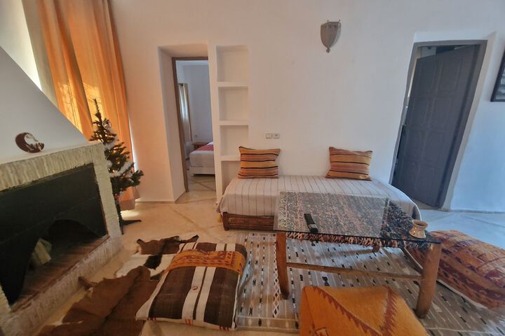 Room 44 of 94