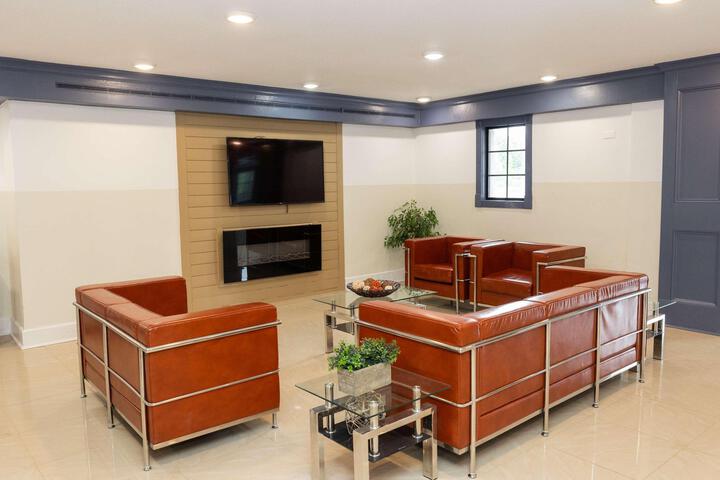 Hotel Interior 30 of 87