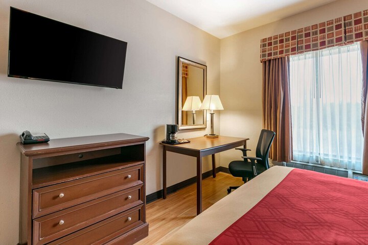 Room 8 of 23