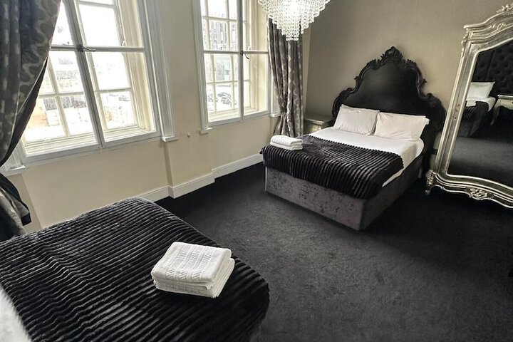 Room 75 of 171