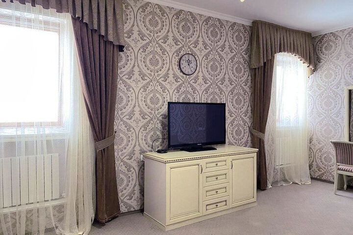 Room 18 of 42