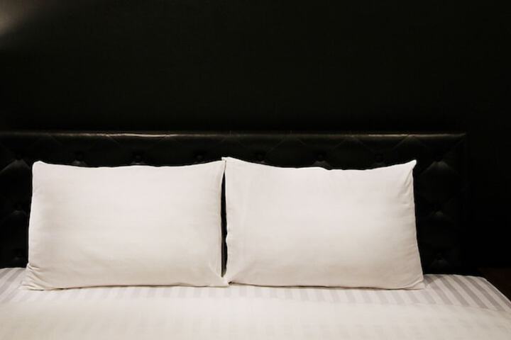 Room 12 of 48