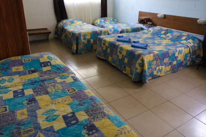 Room 2 of 27