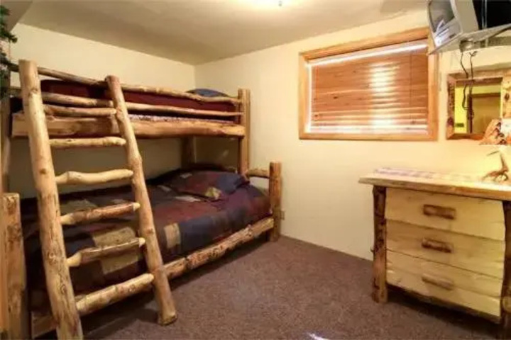 Gold Rush Lodge Retreat