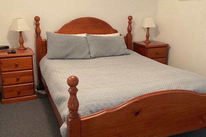 Room 6 of 34