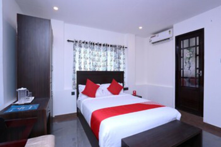Room 15 of 25