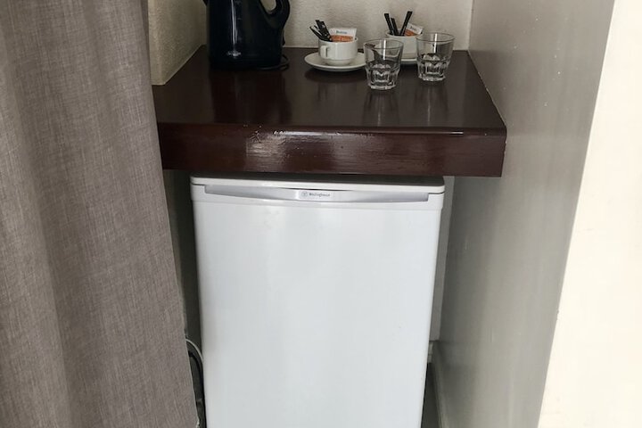 Room 11 of 26