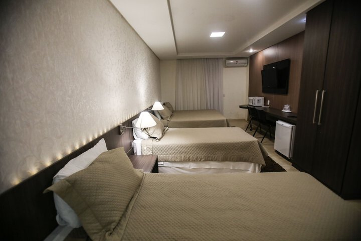 Room 6 of 87
