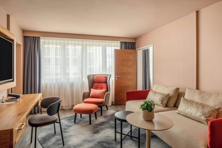 Room 42 of 115
